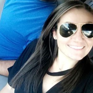 Meet your Posher, Shelby